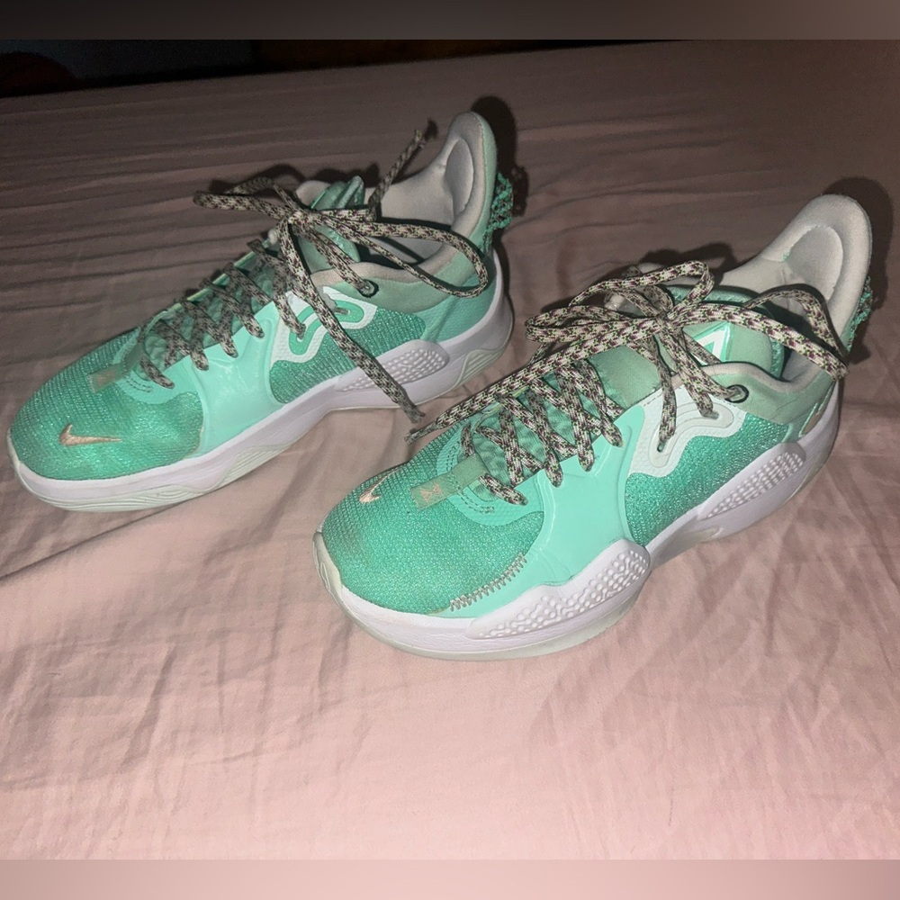 Nike Paul George ‘Play For The Future’ Basketball shoes.
